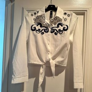 Cropped blouse top cut out embroidery blogger favorite fashion sold out collar